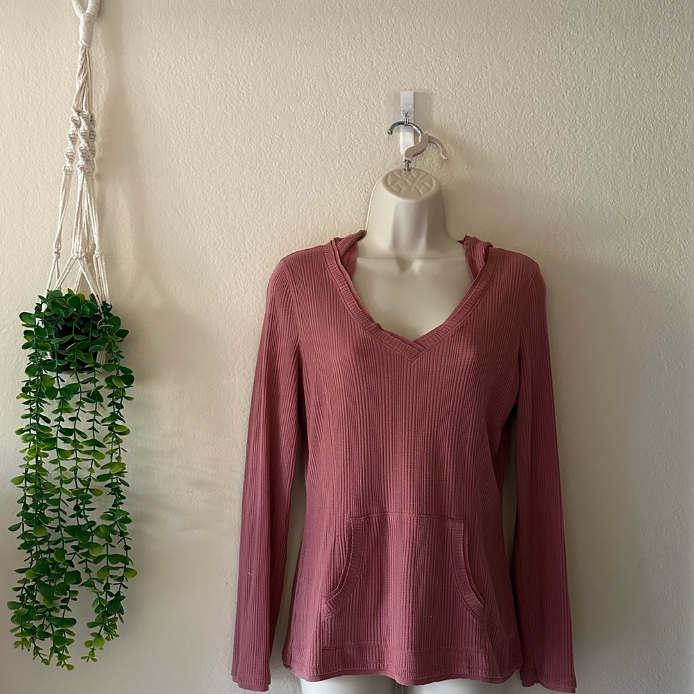 2/$20 - Liz Clairborne Women’s Size Medium Pink V-Neck Hooded Sweater